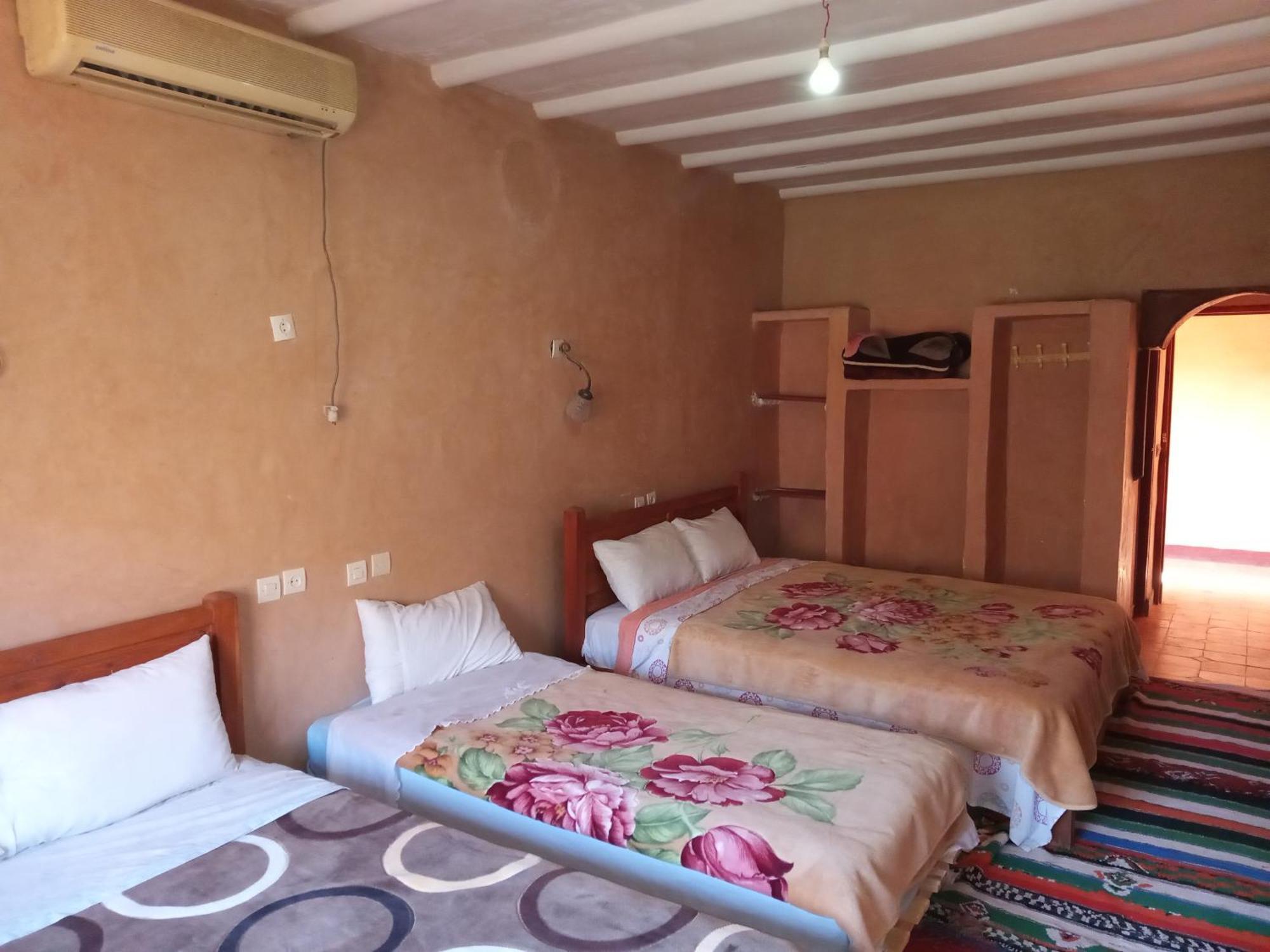 Dar Zara Hotel Tiourjdal Buitenkant foto