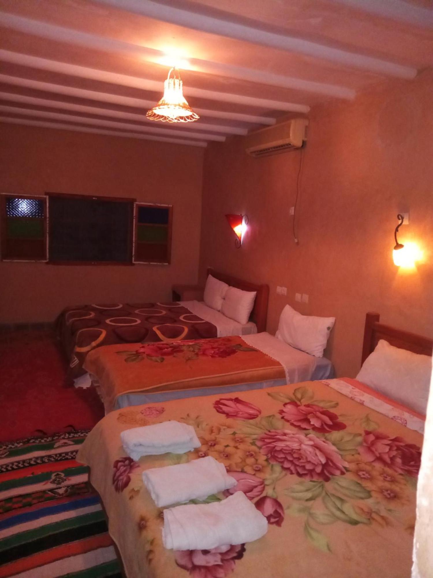 Dar Zara Hotel Tiourjdal Buitenkant foto