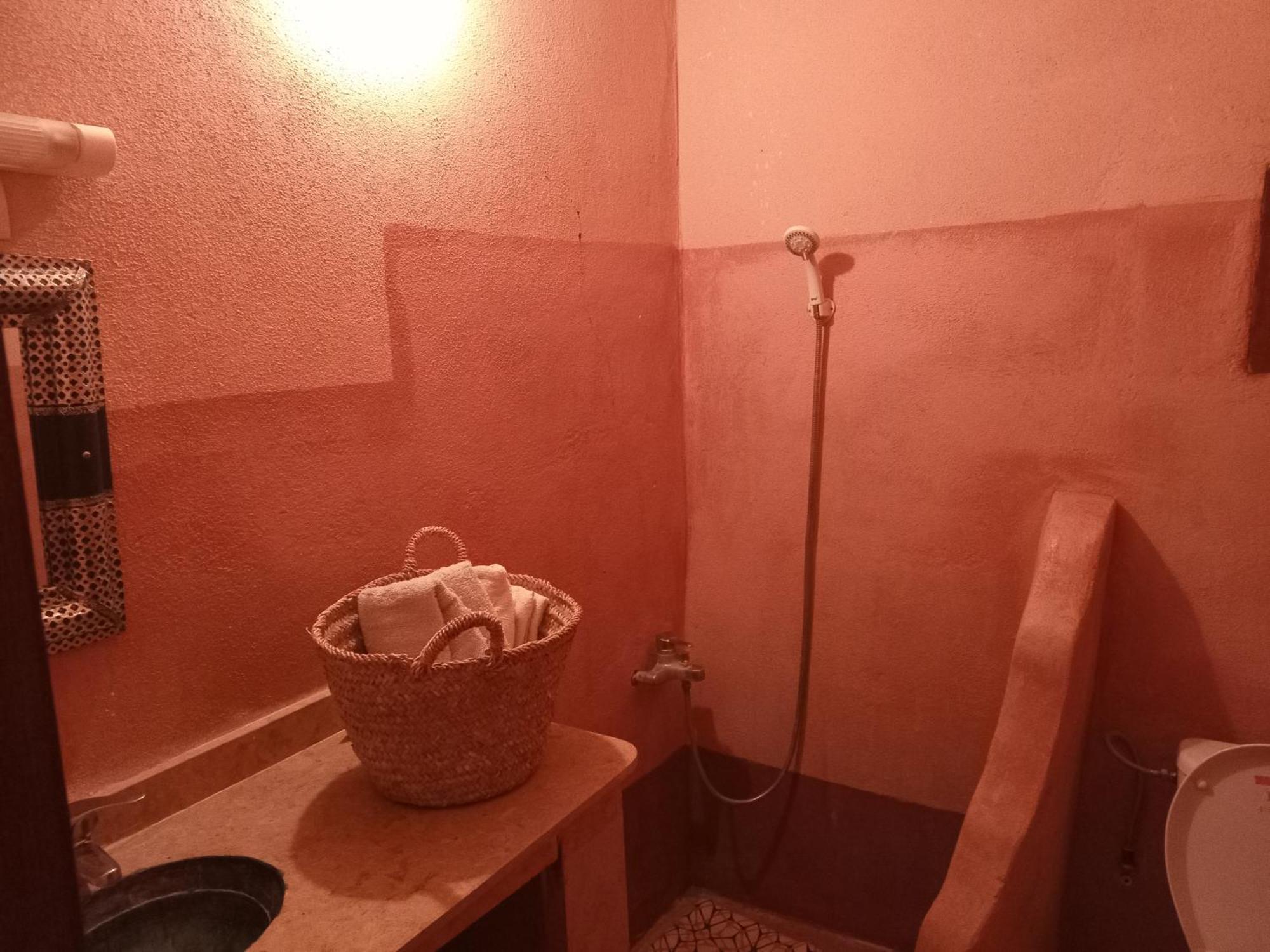 Dar Zara Hotel Tiourjdal Buitenkant foto